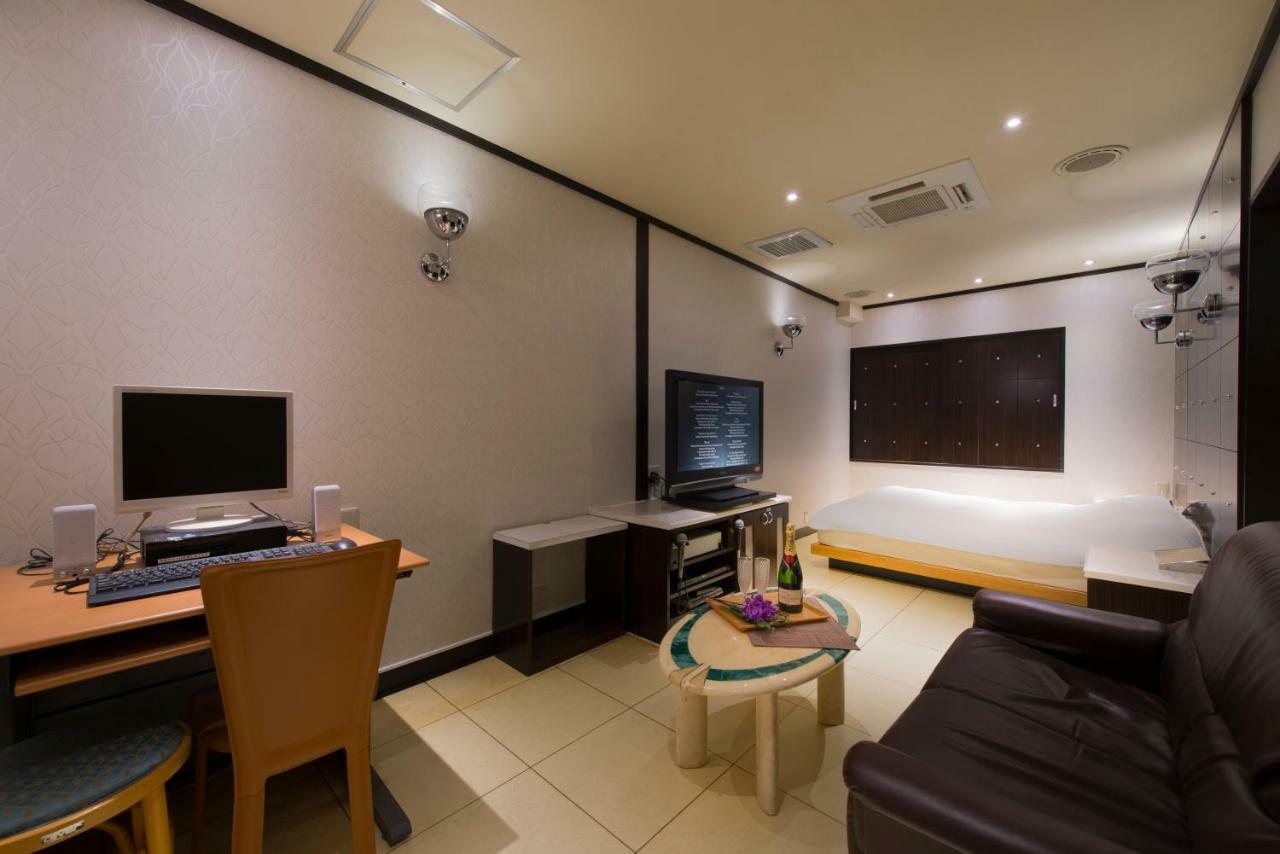 Hotel Linden Oji (Adults Only) Tokio Zewnętrze zdjęcie